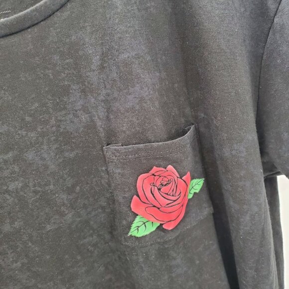 Grayson Threads Juniors Rose Pocket Crop Top Tee T-Shirt Size M Short Sleeve - Picture 8 of 12